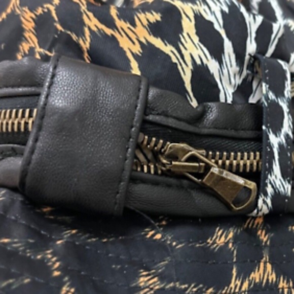 Jeremy Scott Waterproof Leopard Print Bucket Hat Rain Hat - Picture 4 of 6